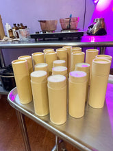 Load image into Gallery viewer, Dry Heat - all natural gender neutral biodegradable deodorant